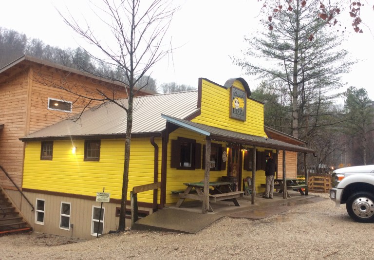 63D3745F-C4C6-43C2-B54C-141A63F33123